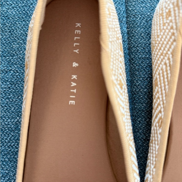 Kelly & Katie Woven Tan Flats - Picture 2 of 3